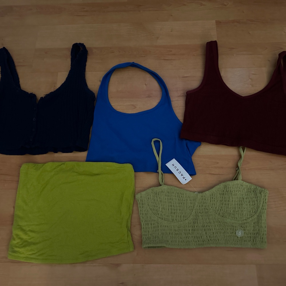 Bundle: PacSun Assorted Crop Tops